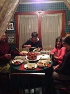 Modern Wife thanksgiving dinner